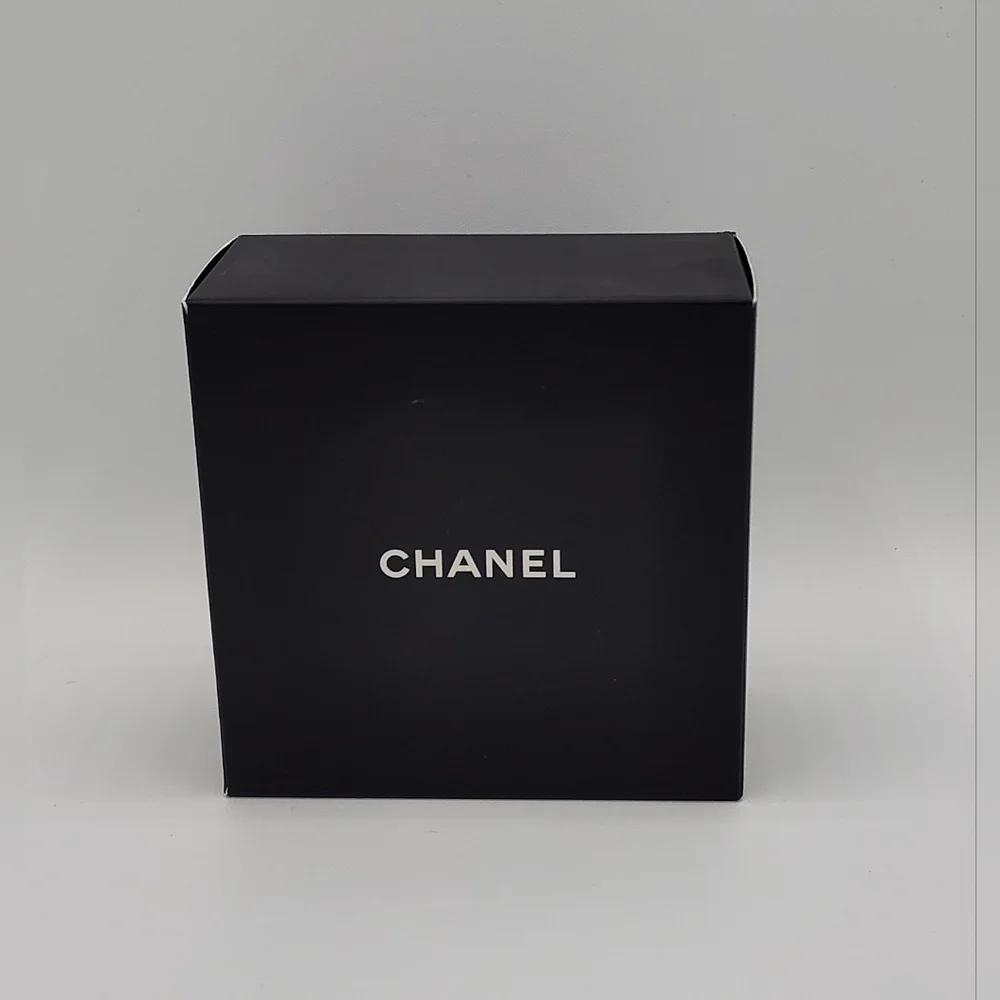 CHANEL Boutique Sticky Note Block Heavy Gold Base Luxury Desk Paper NIB